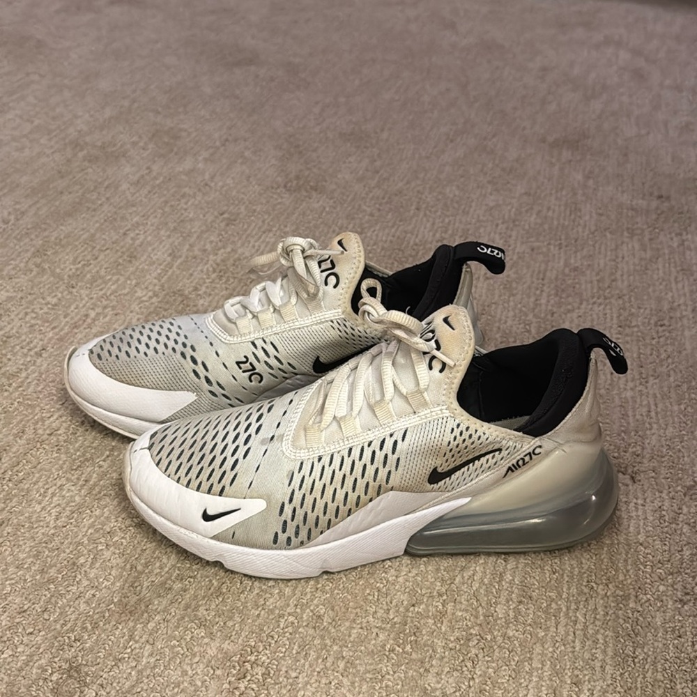 Womens AirMax 270